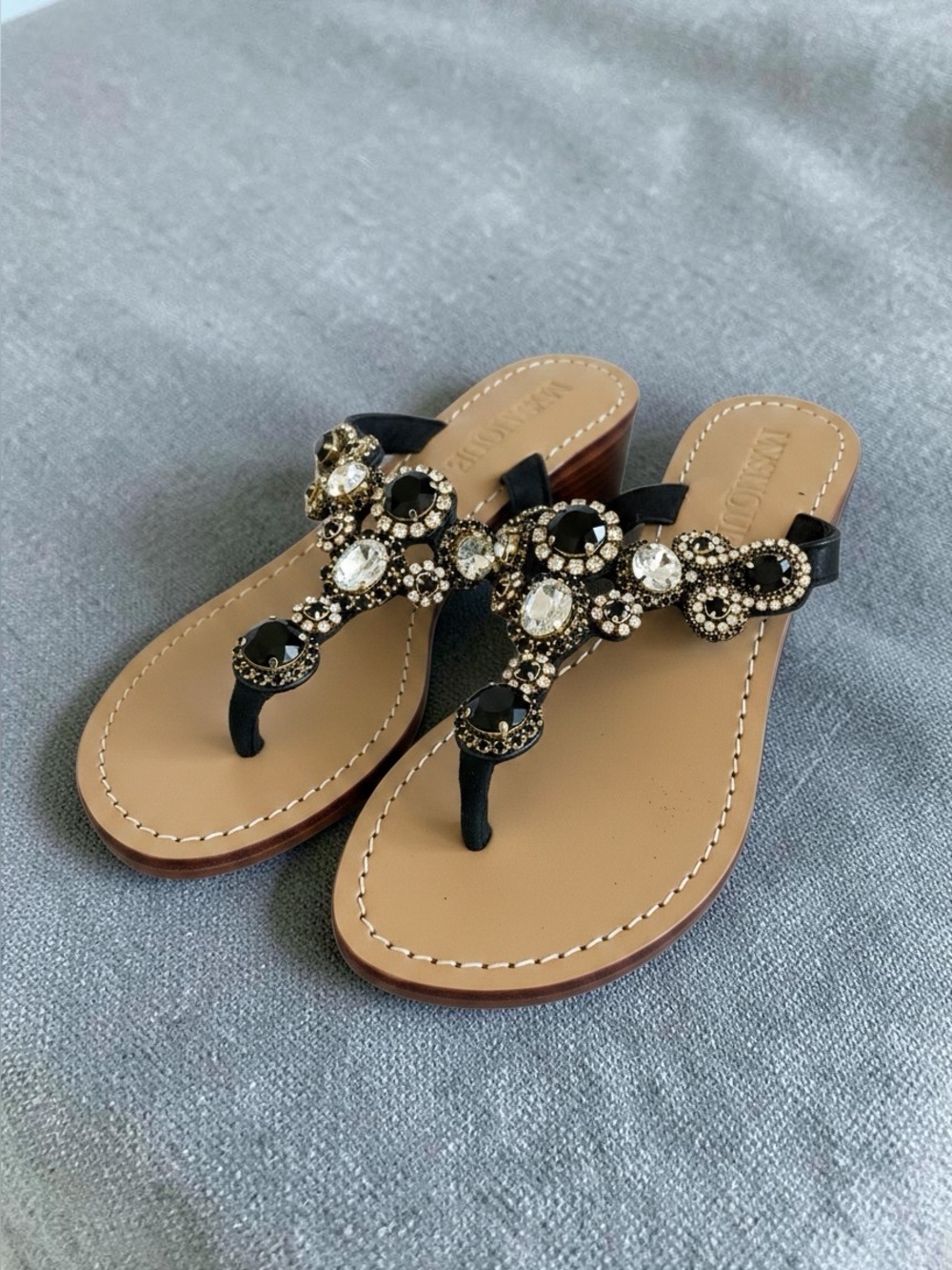 Mystique Rhinestone and Crystal Embellished Sandals Stacked Heels Size 8